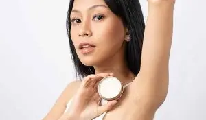 Say No Pada Ketiak Bau dan Hitam dengan Ciara Natural Deodorant!